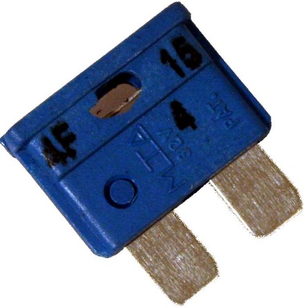 50 x 15 Amp Blad skring