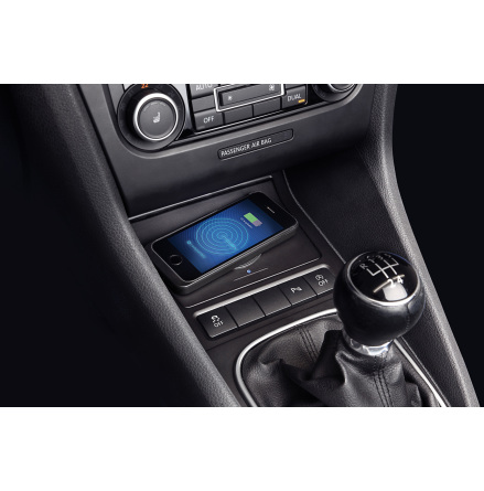 Inductive smartphone charging pad for Volkswagen Golf 6, Gol