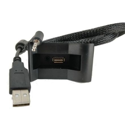 Pioneer Dual USB + AUX input panel VW